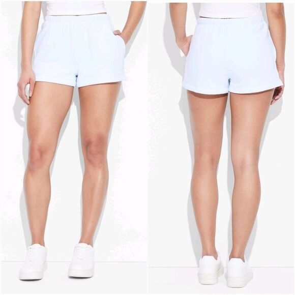 🩵NWT Light Blue High Rise Fleece Shorts Medium - Picture 1 of 9